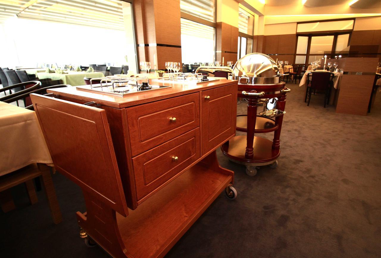 Hotel International Prishtina & Spa Priştine Dış mekan fotoğraf