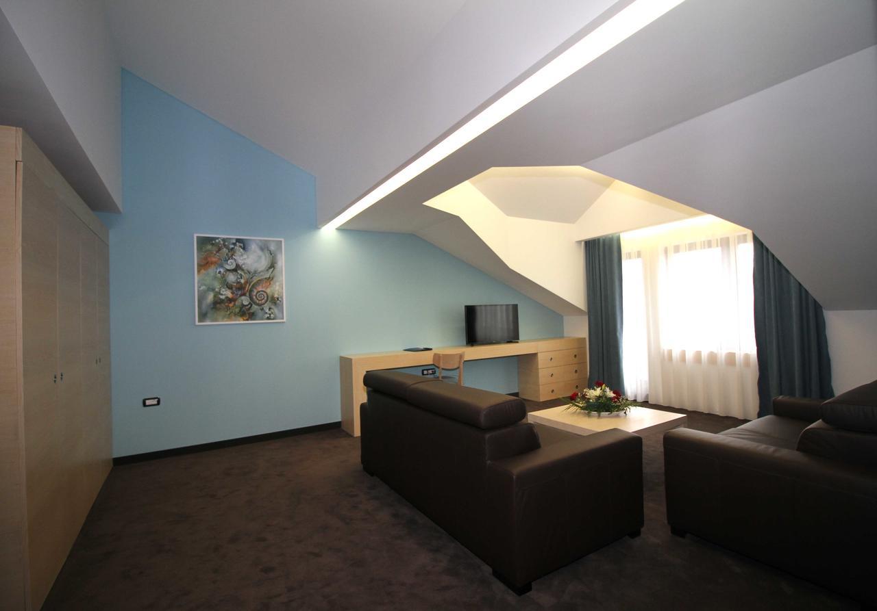 Hotel International Prishtina & Spa Priştine Dış mekan fotoğraf