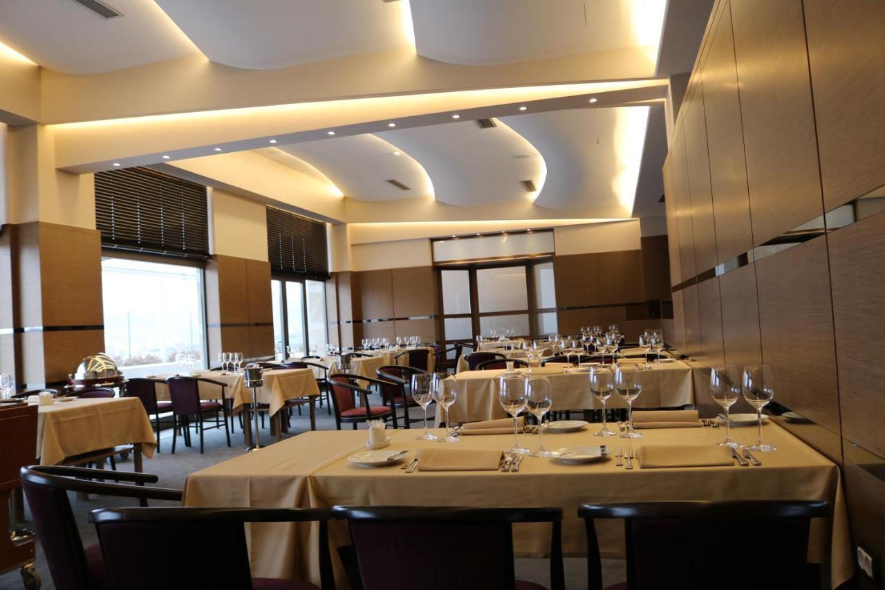 Hotel International Prishtina & Spa Priştine Dış mekan fotoğraf