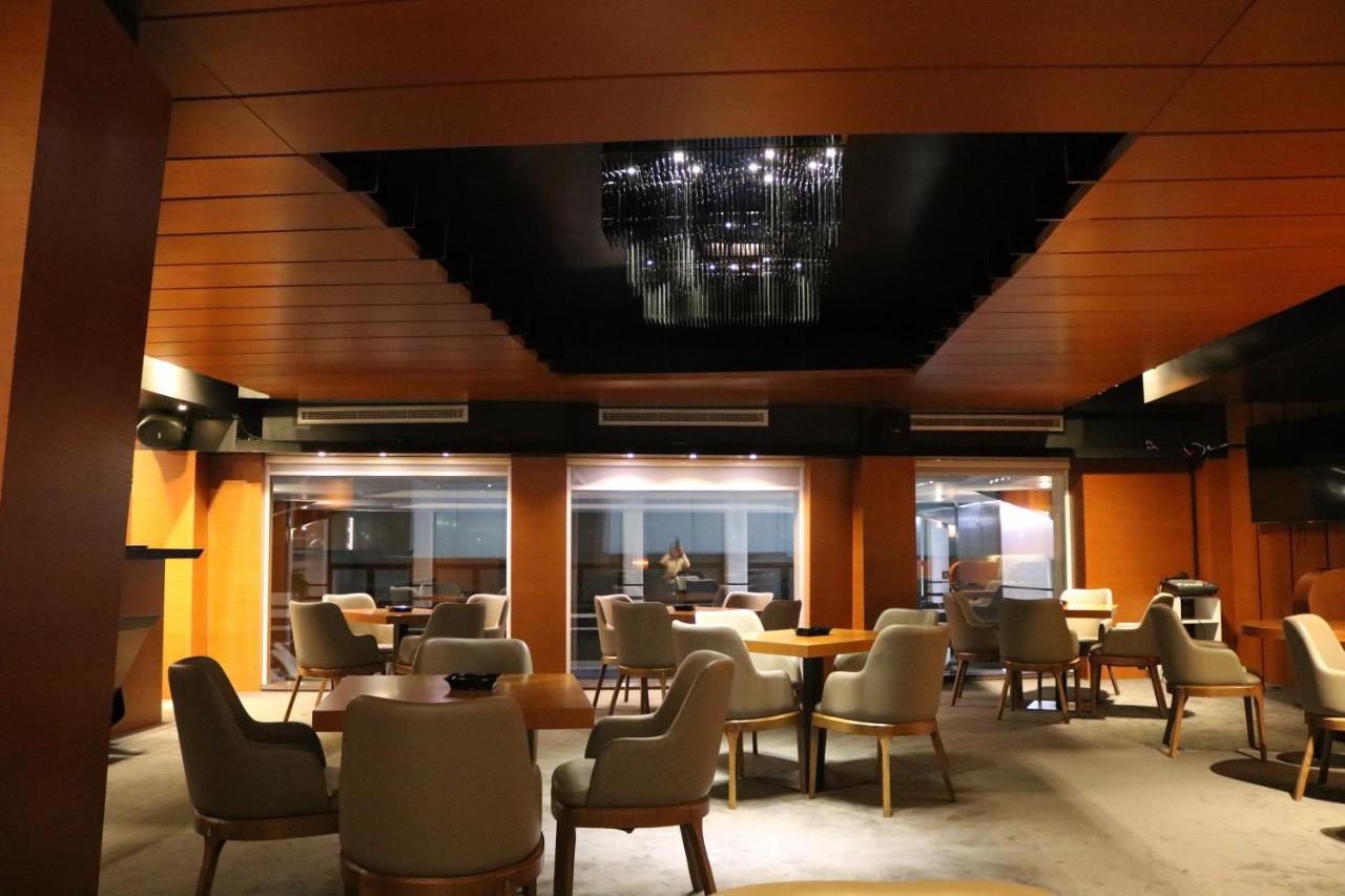 Hotel International Prishtina & Spa Priştine Dış mekan fotoğraf